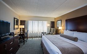 Crowne Plaza Hotel St. Louis Airport By Ihg